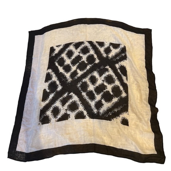 Vintage luxury canvas geo printed  square scarf - Picture 17 of 17